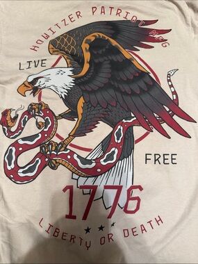 Howitzer Patriot 1776 Eagle Graphic Tee - Cream & Black